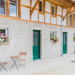 Hellbachhof Apartment